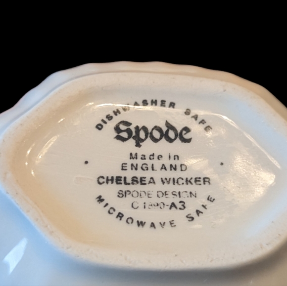 Spode Chelsea Wicker pattern small size creamer - Picture 5 of 7